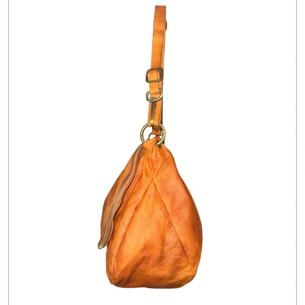 TUSCANY LEATHER soft leather shoulder bag‎ with tassel made in Italy